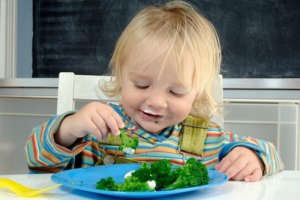 Bé bị rối loạn tiêu hóa nên ăn gì?