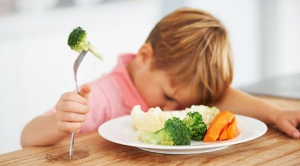 Trẻ bị rối loạn tiêu hóa nên ăn gì?