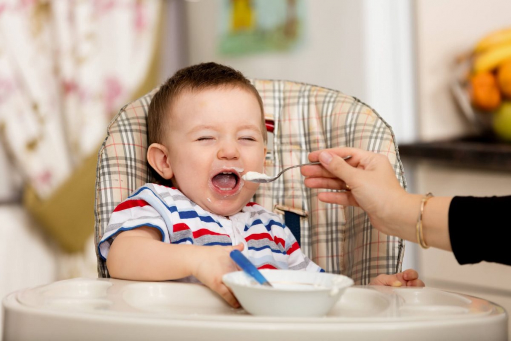 Bé bị tiêu chảy nên ăn cháo gì ? Bé bị tiêu chảy nên ăn cháo gì ?