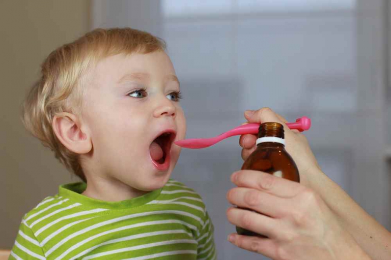 Thuốc bổ cho bé chậm tăng cân sử dụng như nào mới đúng cách?