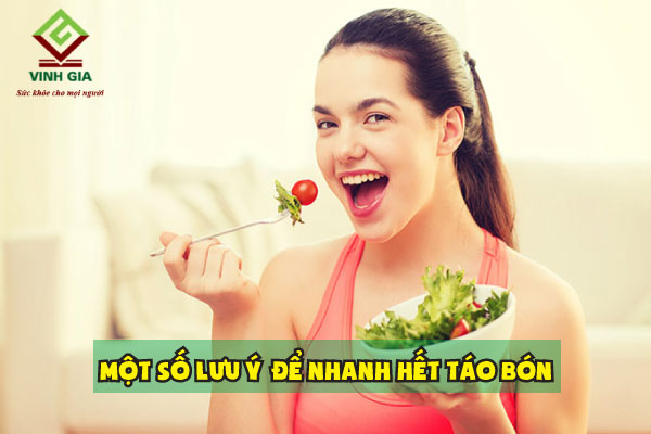 Một vài lưu ý để giúp người bị táo bón nhanh khỏi bệnh