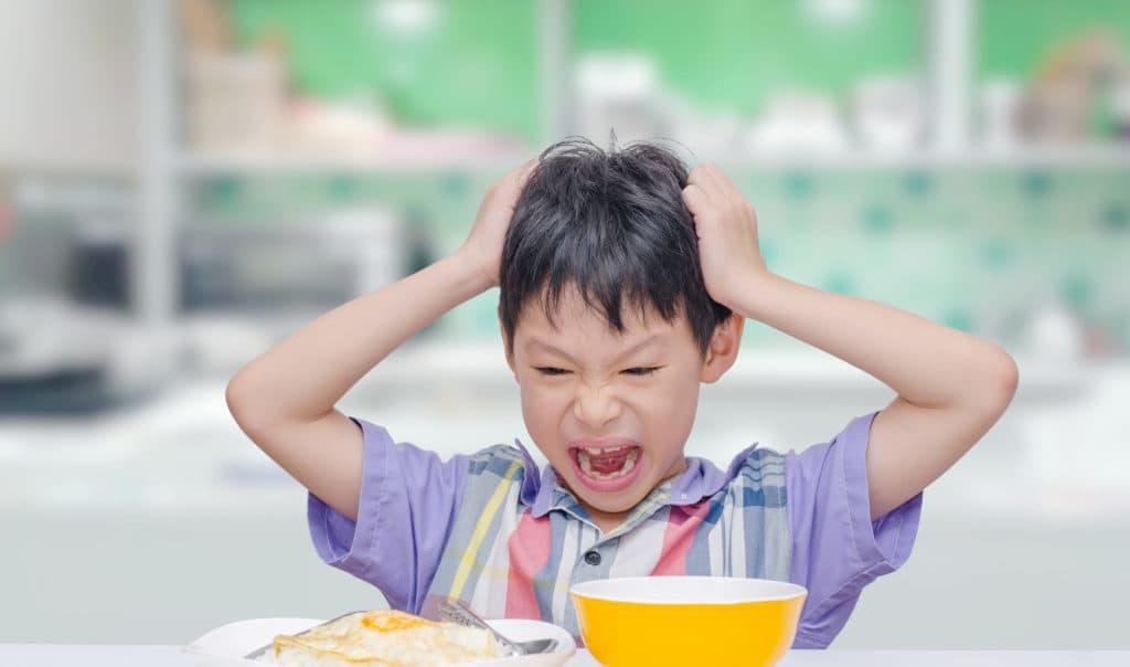 Biếng ăn sinh lý ở trẻ Biếng ăn sinh lý ở trẻ