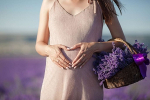 Vì sao bà bầu ngứa vùng kín khi mang thai 3 tháng cuối?