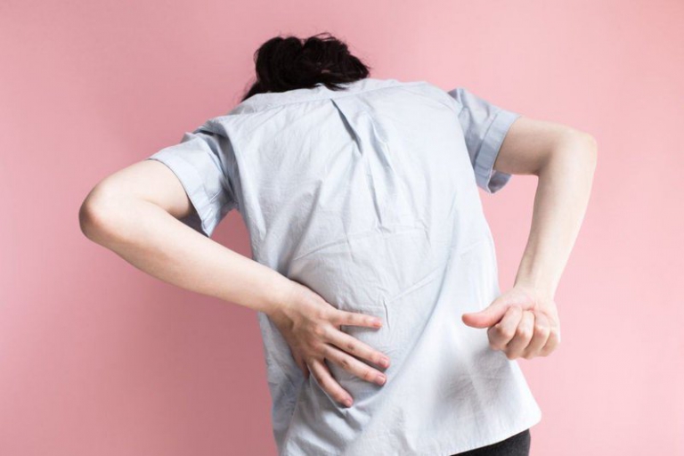 Bệnh đau lưng ở thanh niên có nguy hiểm không?