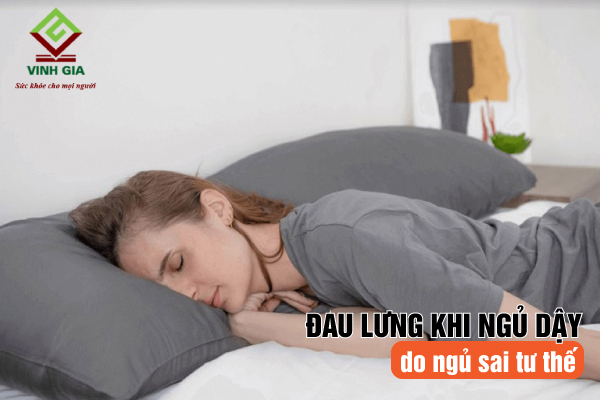 Nguyên nhân sáng ngủ dậy bị đau lưng có thể do ngủ sai tư thế