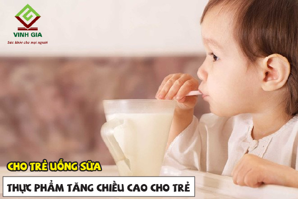 Sữa là thực phẩm tốt cho sự phát triển chiều cao của trẻ