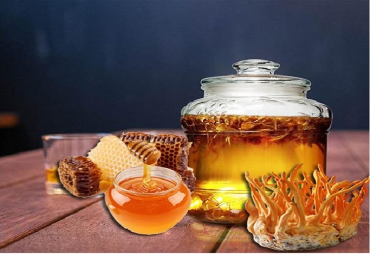 cách làm đông trùng hạ thảo ngâm mật ong