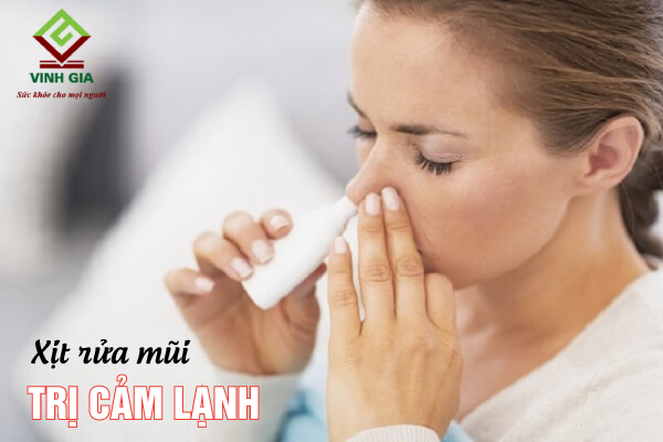 Xịt rửa mũi giúp làm sạch bụi bẩn chất nhờn, ngăn virus xâm nhập