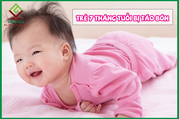 Trẻ 7 tháng tuổi bị táo bón ba mẹ cần làm gì?