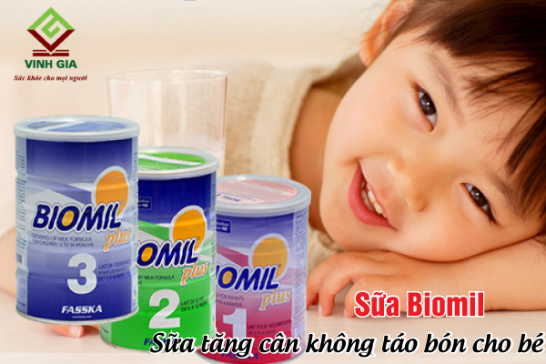 Vị của sữa tăng cân không táo bón Biomil gần giống sữa mẹ nên bé rất hợp tác