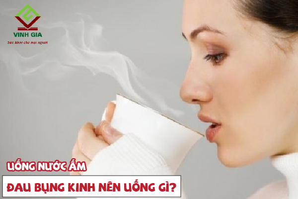 Chị em bị đau bụng kinh nên uống nước ấm