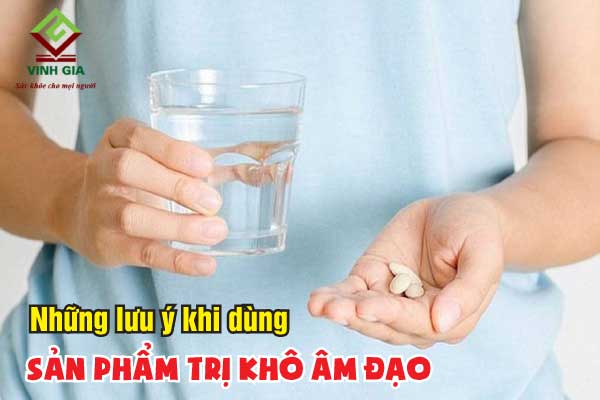 Một vài lưu ý cần nhớ khi chị em sử dụng thuốc trị khô âm đạo Một vài lưu ý cần nhớ khi chị em sử dụng thuốc trị khô âm đạo