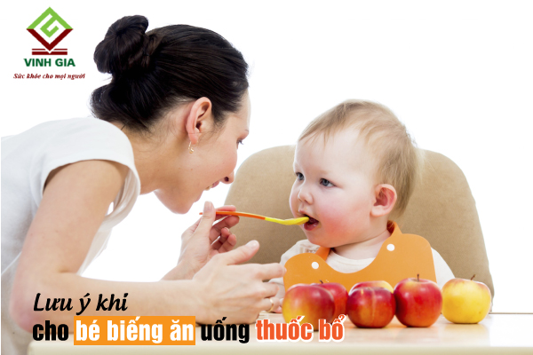 Cho bé dùng sản phẩm kích thích ăn ngon cha mẹ nên chú ý gì?