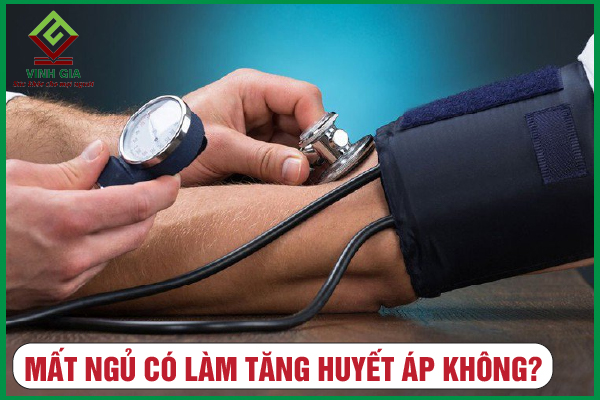 Mất ngủ có làm tăng huyết áp không? Cần phải làm gì?