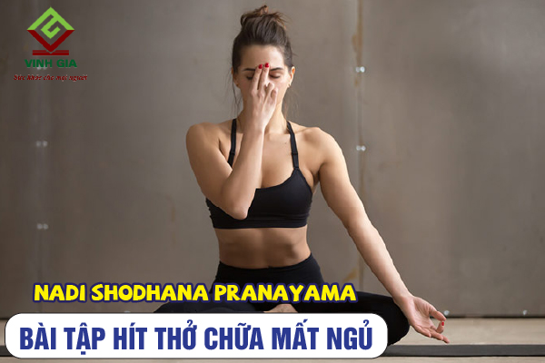 Bài tập hít thở Nadi Shodhana Pranayama chữa mất ngủ rất tốt