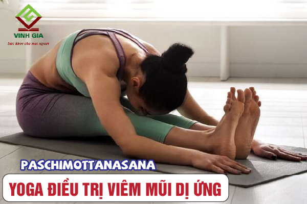 Bài tập yoga chữa viêm mũi dị ứng Paschimottanasana