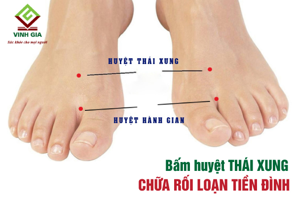Bấm huyệt Thái xung chữa đau đầu, đau cơ hiệu quả Bấm huyệt Thái xung chữa đau đầu, đau cơ hiệu quả