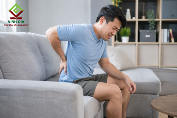 Những đối tượng dễ bị đau lưng mùa hè
