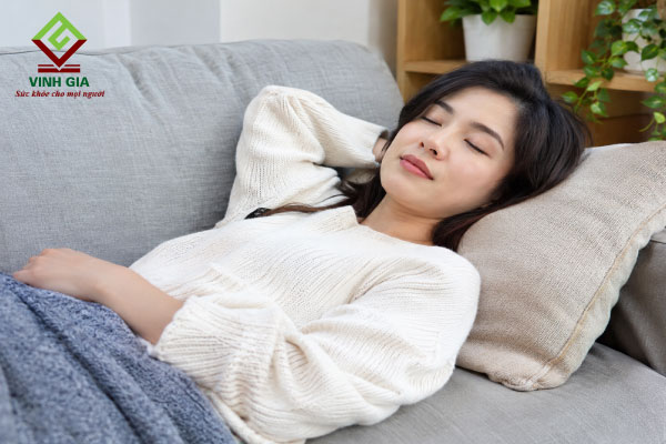 Hết sốt rồi nhưng vẫn cần ăn uống ngủ nghỉ hợp lý